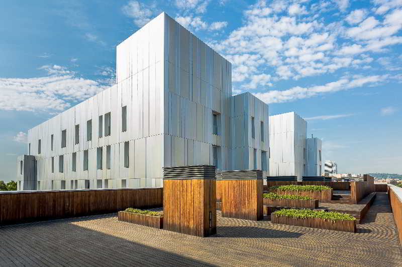 Urban District Apartments - Rambla Suites & Pool Barcelona Exterior photo